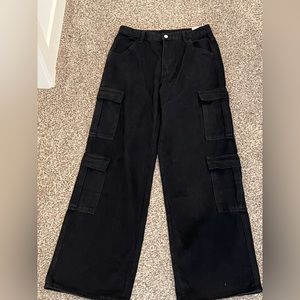 Black 90s boyfriend jeans